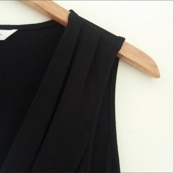 BCBGeneration V-neck Surplice Romper in Black. Size Small. - Picture 4 of 11